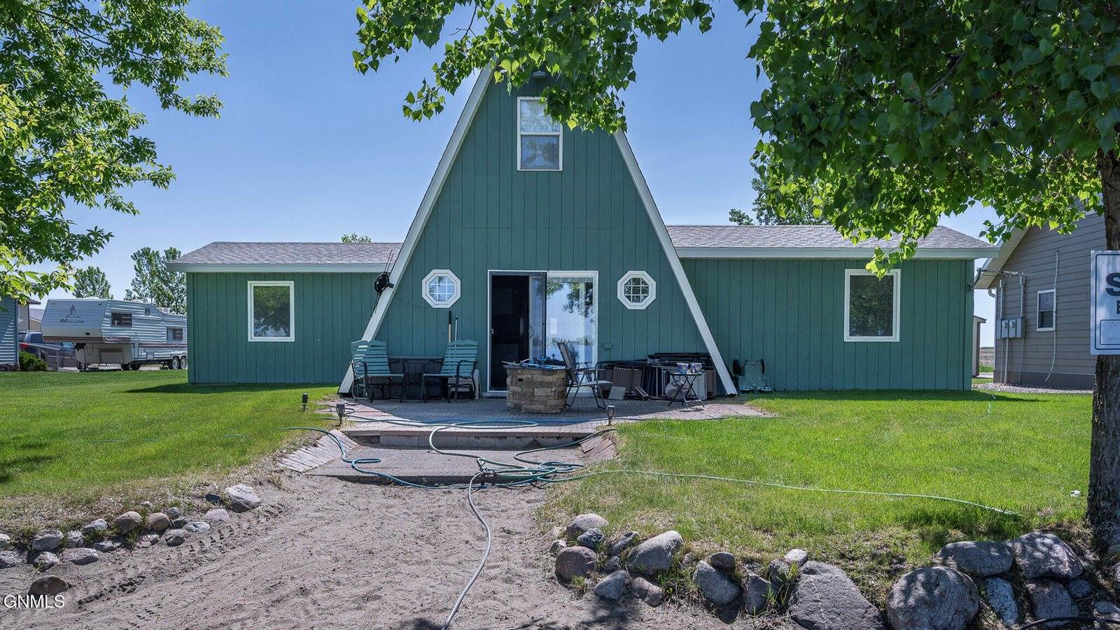 993 Lakeview Street, Dawson, ND 58428