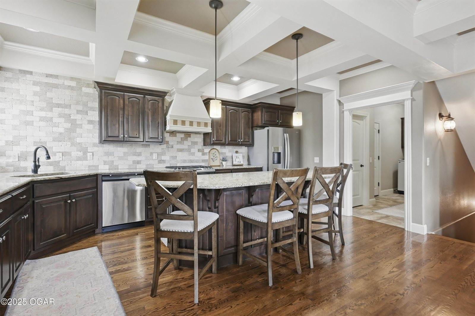 3002 Sunset Drive, Joplin, MO 64804