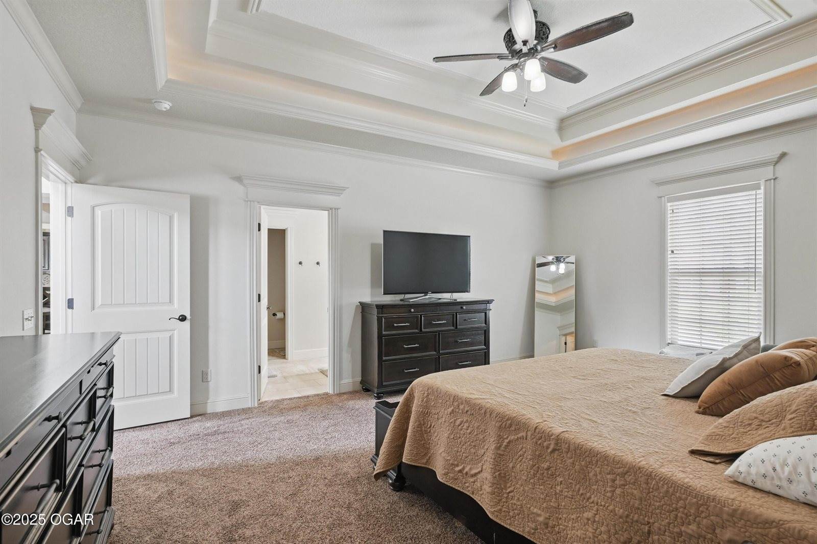 3002 Sunset Drive, Joplin, MO 64804