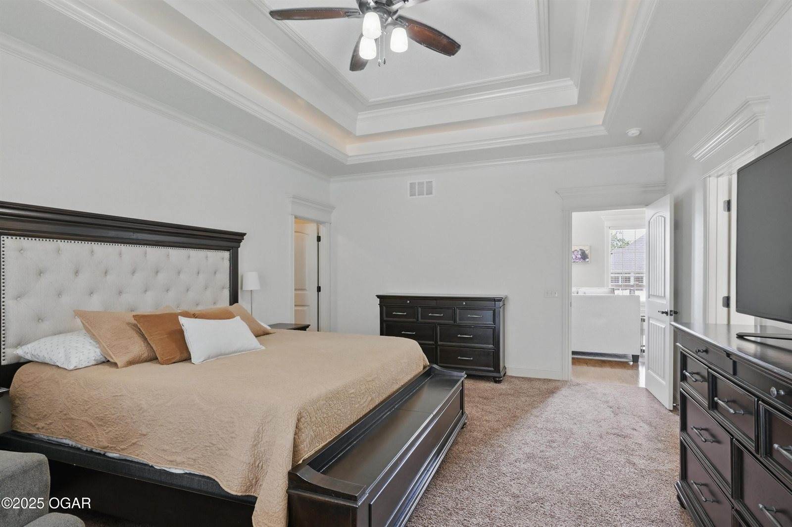 3002 Sunset Drive, Joplin, MO 64804