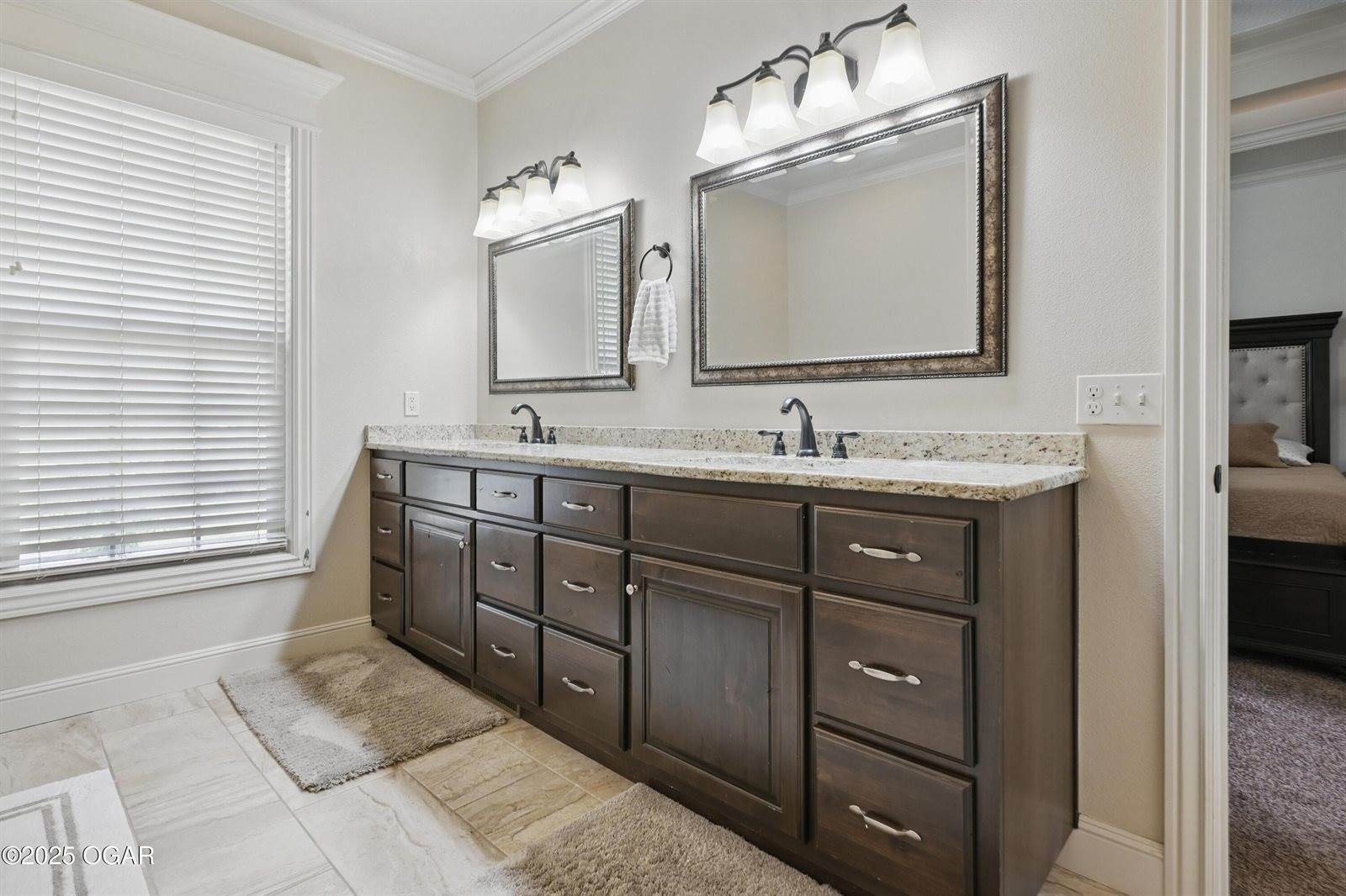 3002 Sunset Drive, Joplin, MO 64804