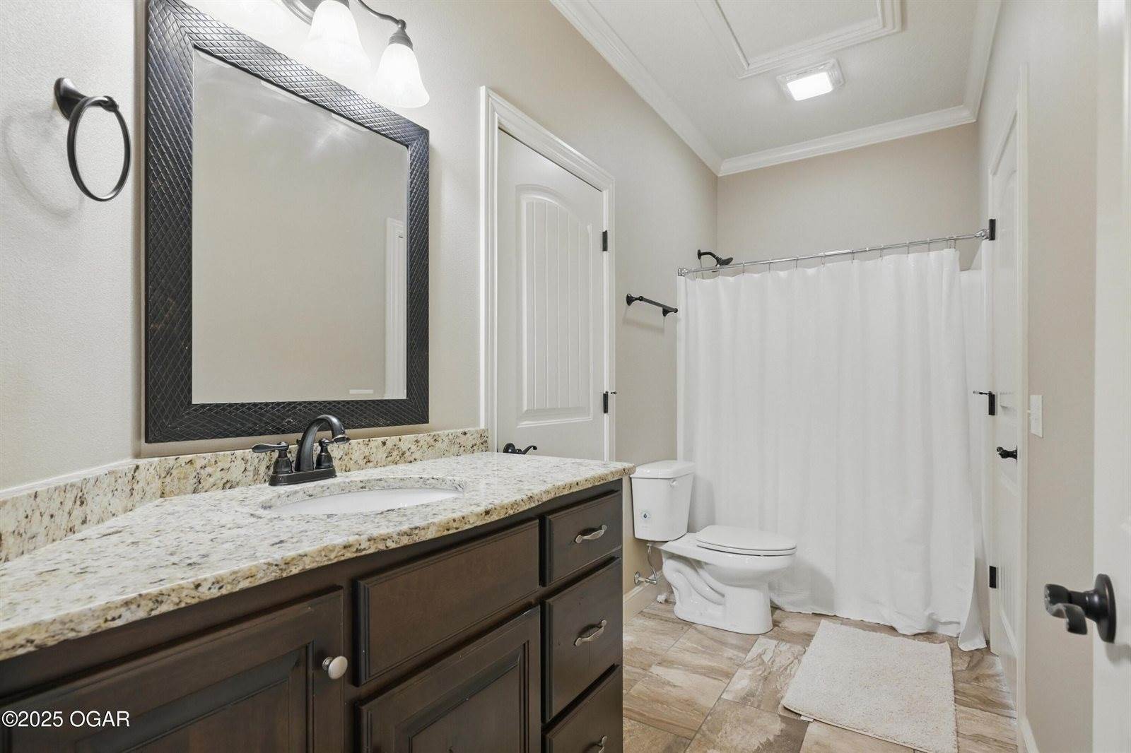 3002 Sunset Drive, Joplin, MO 64804