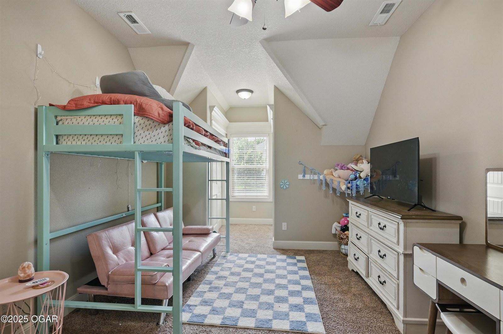 3002 Sunset Drive, Joplin, MO 64804