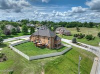 3002 Sunset Drive, Joplin, MO 64804