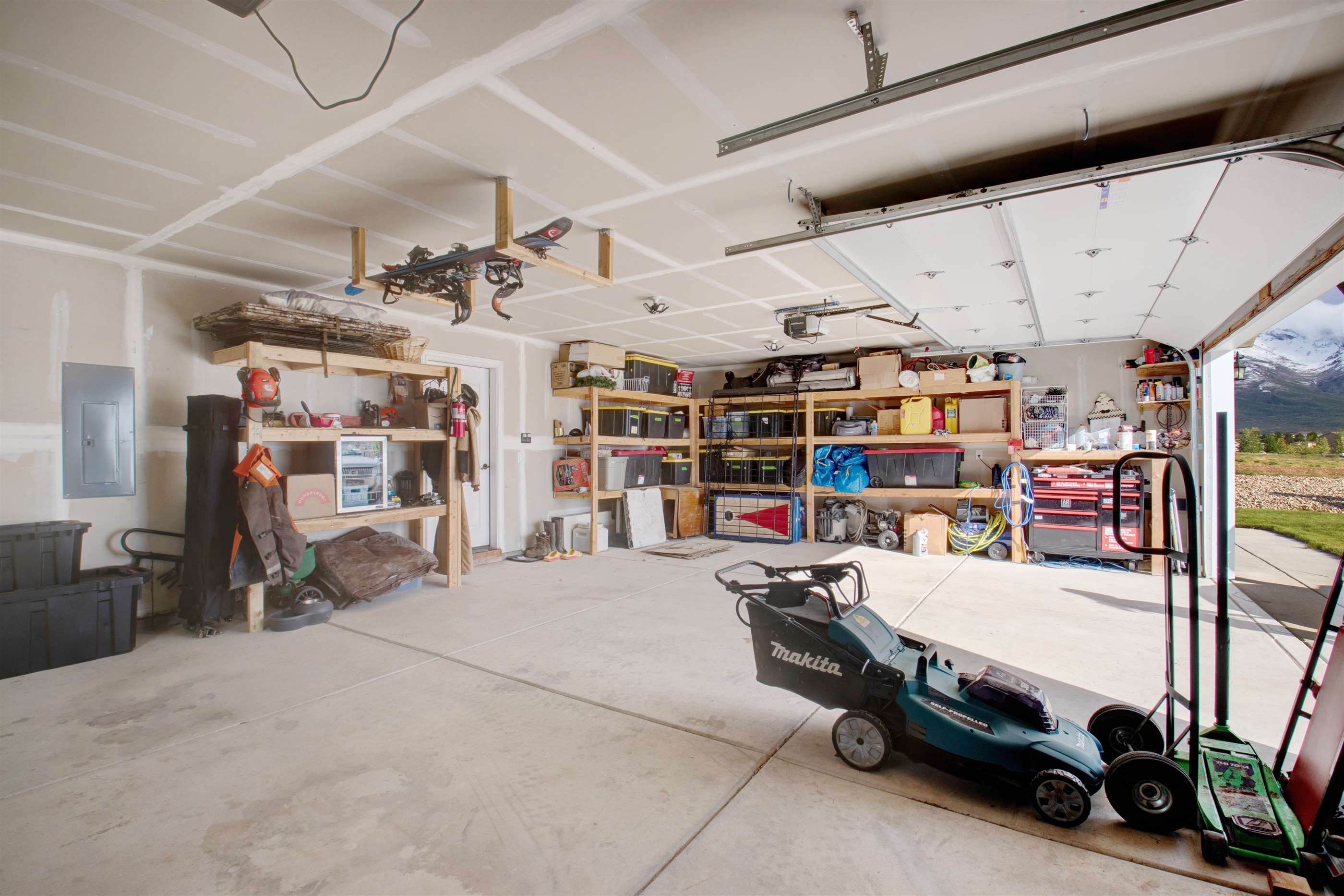 744 Aesop Drive, Spring Creek, NV 89815