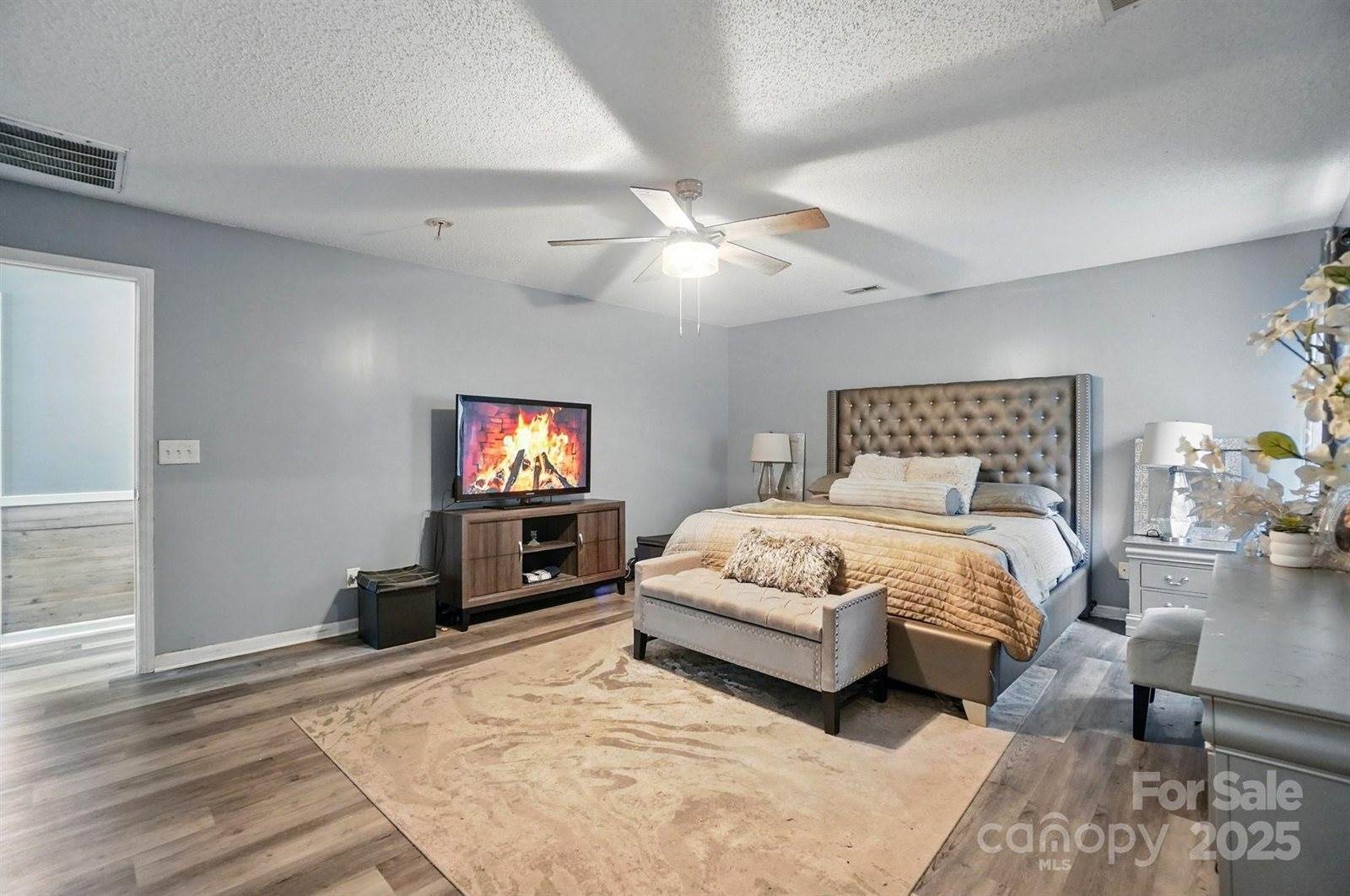 4916 Oak Pasture Lane, Charlotte, NC 28269