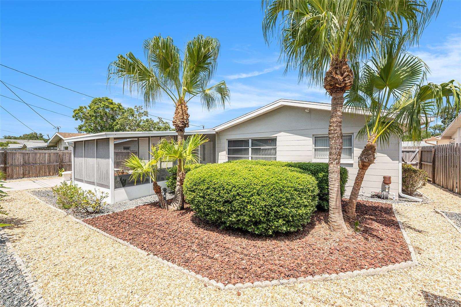 10400 112TH Way, Largo, FL 33778