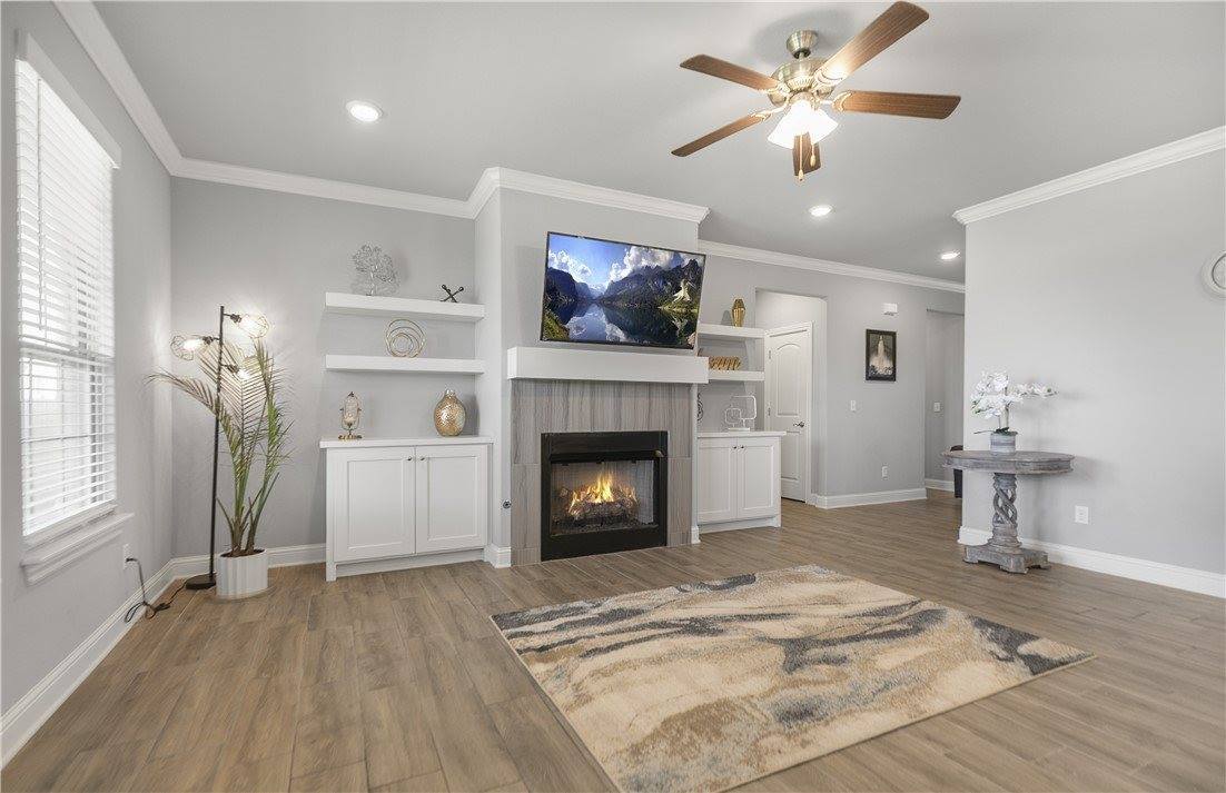 1610 North Skyline Loop, Centerton, AR 72719