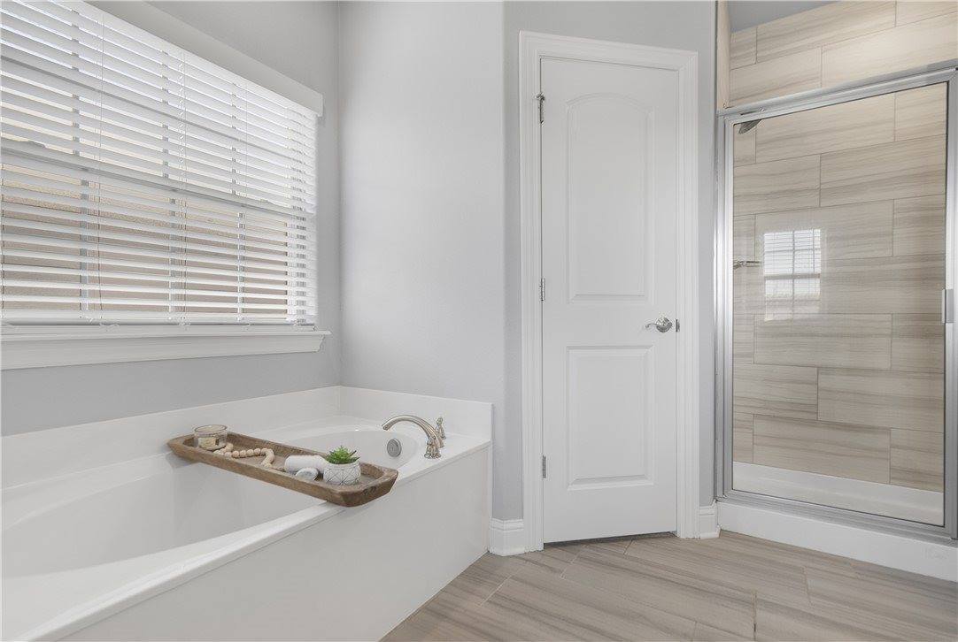 1610 North Skyline Loop, Centerton, AR 72719