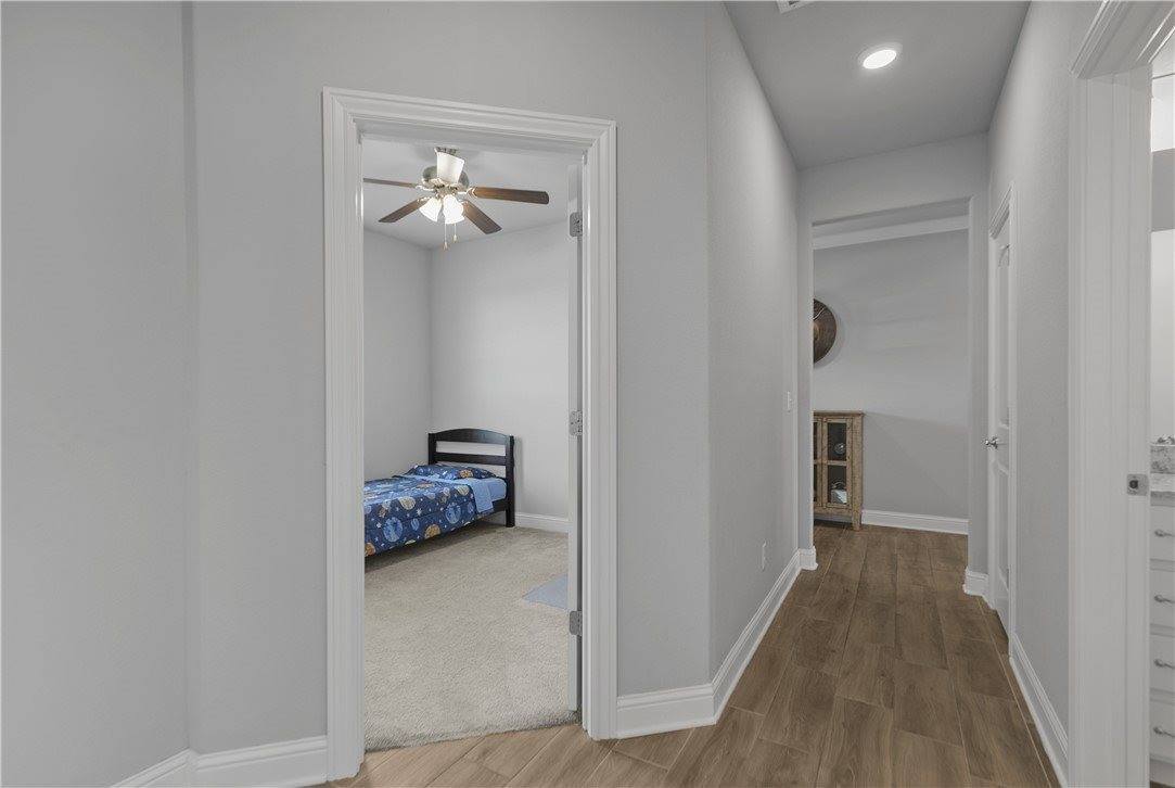 1610 North Skyline Loop, Centerton, AR 72719