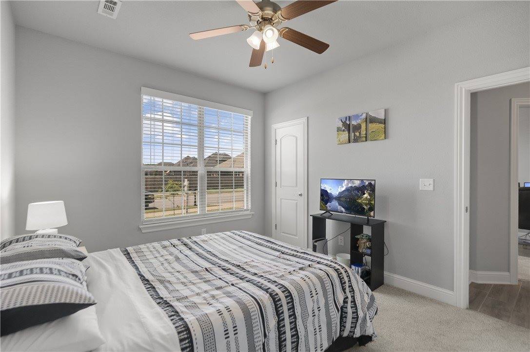 1610 North Skyline Loop, Centerton, AR 72719