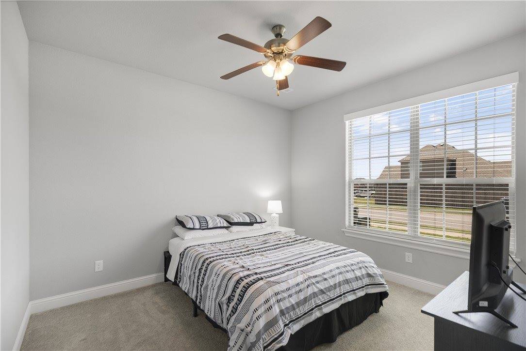 1610 North Skyline Loop, Centerton, AR 72719