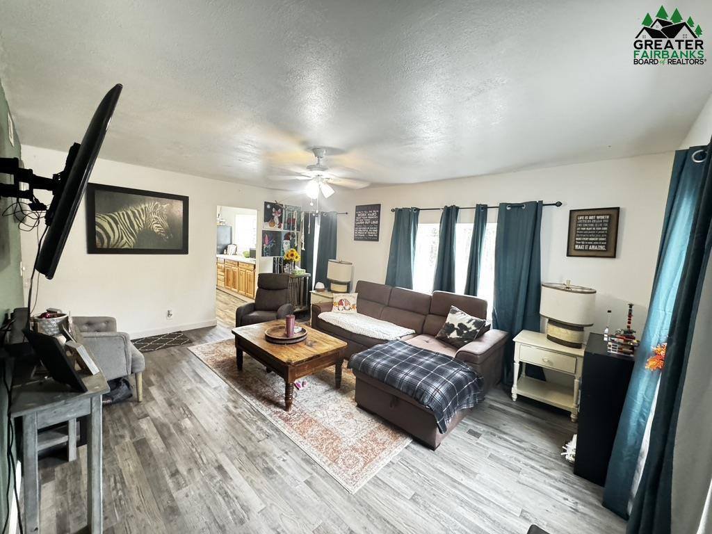 473 Farmers Loop Road, Fairbanks, AK 99712