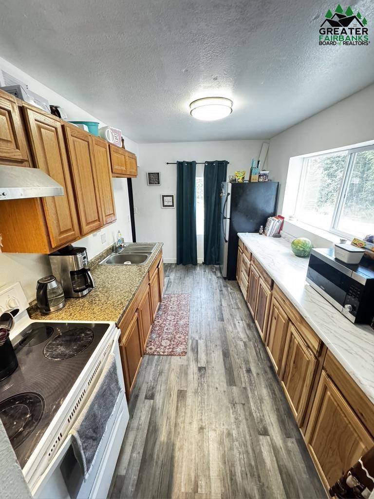 473 Farmers Loop Road, Fairbanks, AK 99712