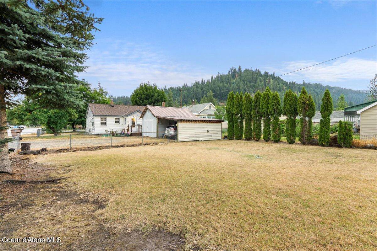 301 Third St, Osburn, ID 83849