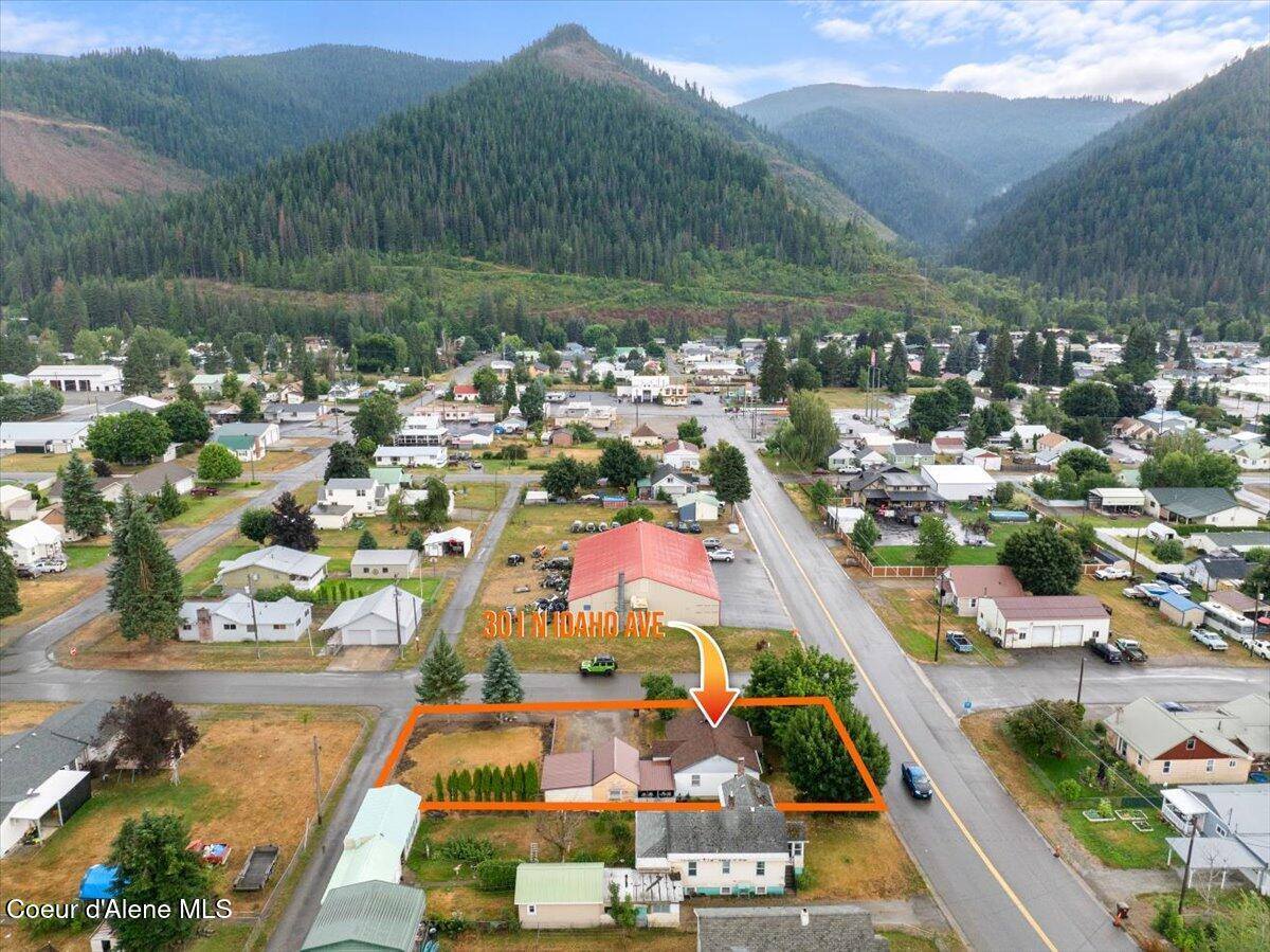 301 Third St, Osburn, ID 83849