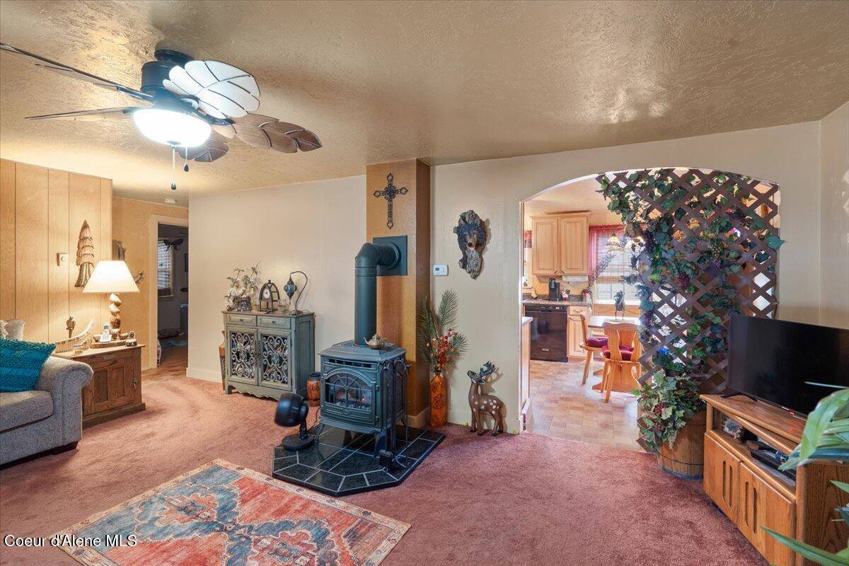 301 Third St, Osburn, ID 83849