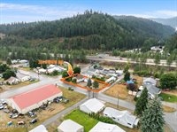 301 Third St, Osburn, ID 83849