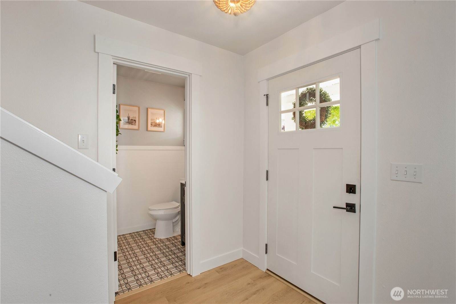 1860 Hoffman Hill Boulevard, Dupont, WA 98327