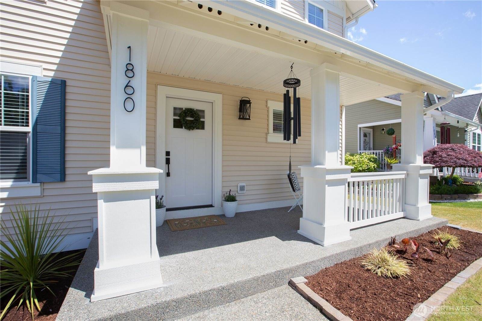 1860 Hoffman Hill Boulevard, Dupont, WA 98327