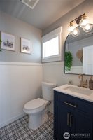 1860 Hoffman Hill Boulevard, Dupont, WA 98327