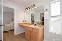 1860 Hoffman Hill Boulevard, Dupont, WA 98327