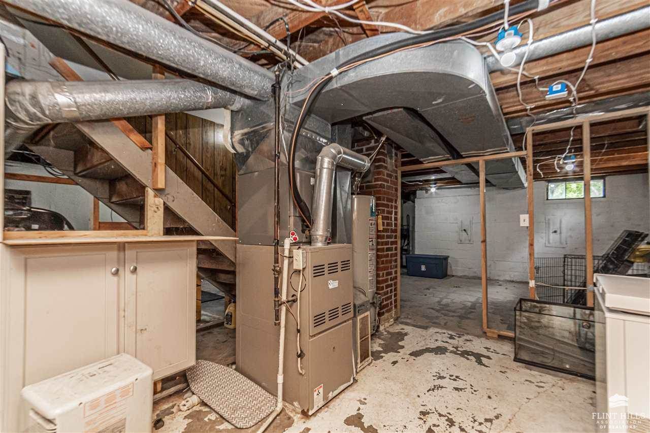 433 West Vine Street, Junction City, KS 66441