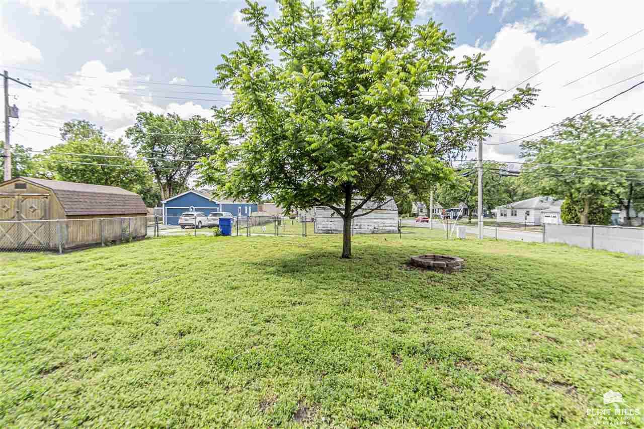 433 West Vine Street, Junction City, KS 66441