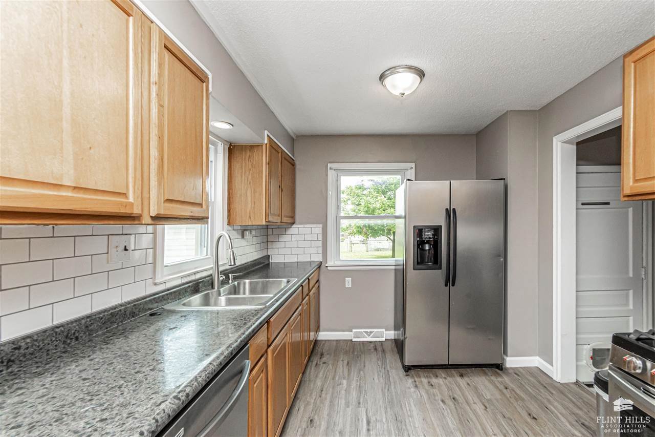 433 West Vine Street, Junction City, KS 66441