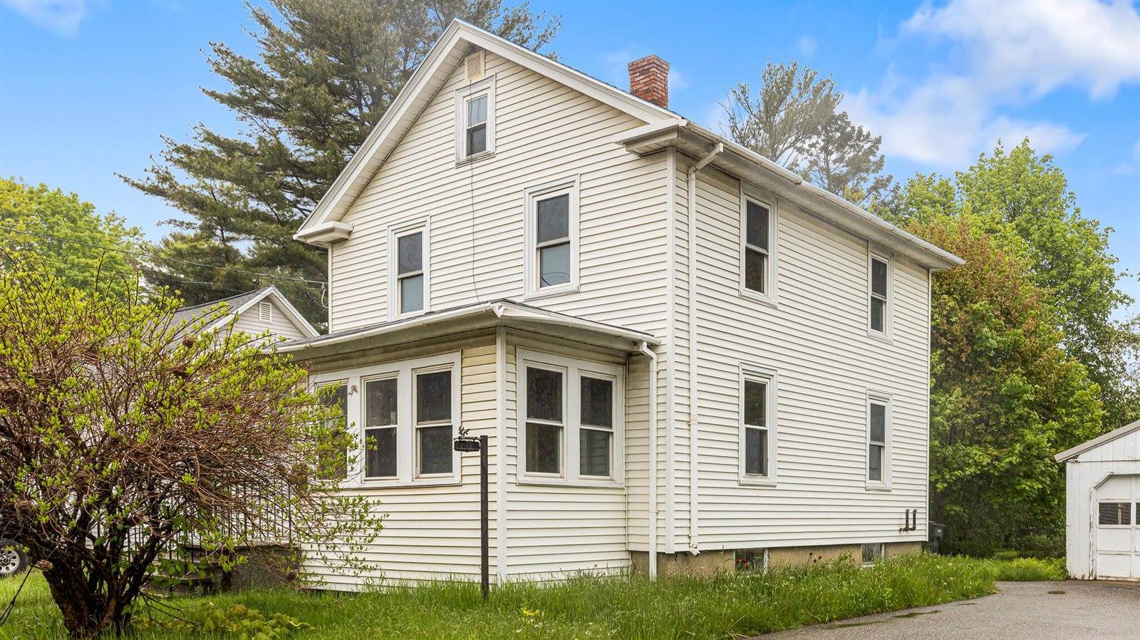 797 Union Street, Bangor, ME 04401