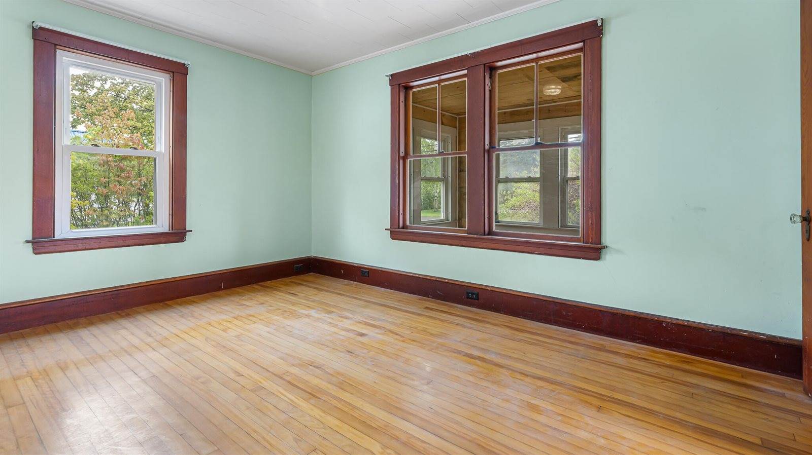 797 Union Street, Bangor, ME 04401