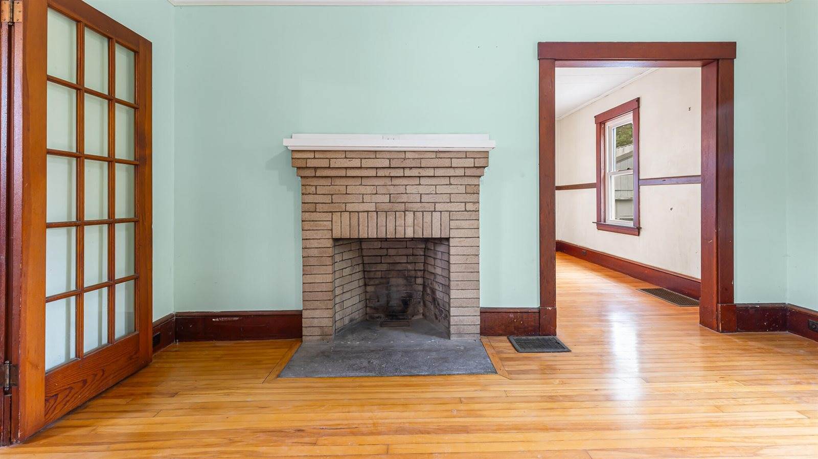 797 Union Street, Bangor, ME 04401