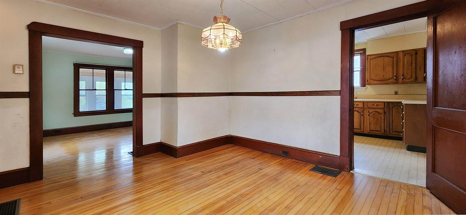 797 Union Street, Bangor, ME 04401