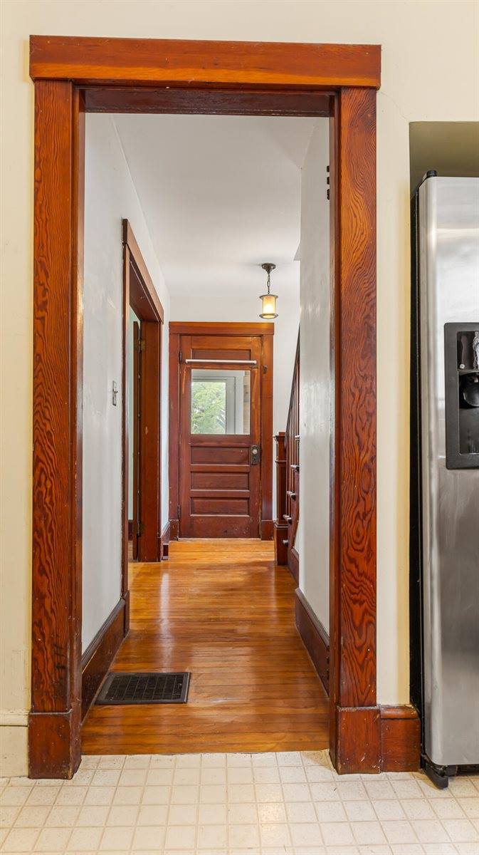 797 Union Street, Bangor, ME 04401