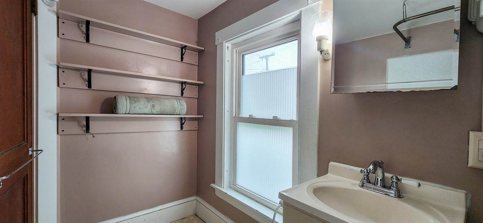 797 Union Street, Bangor, ME 04401