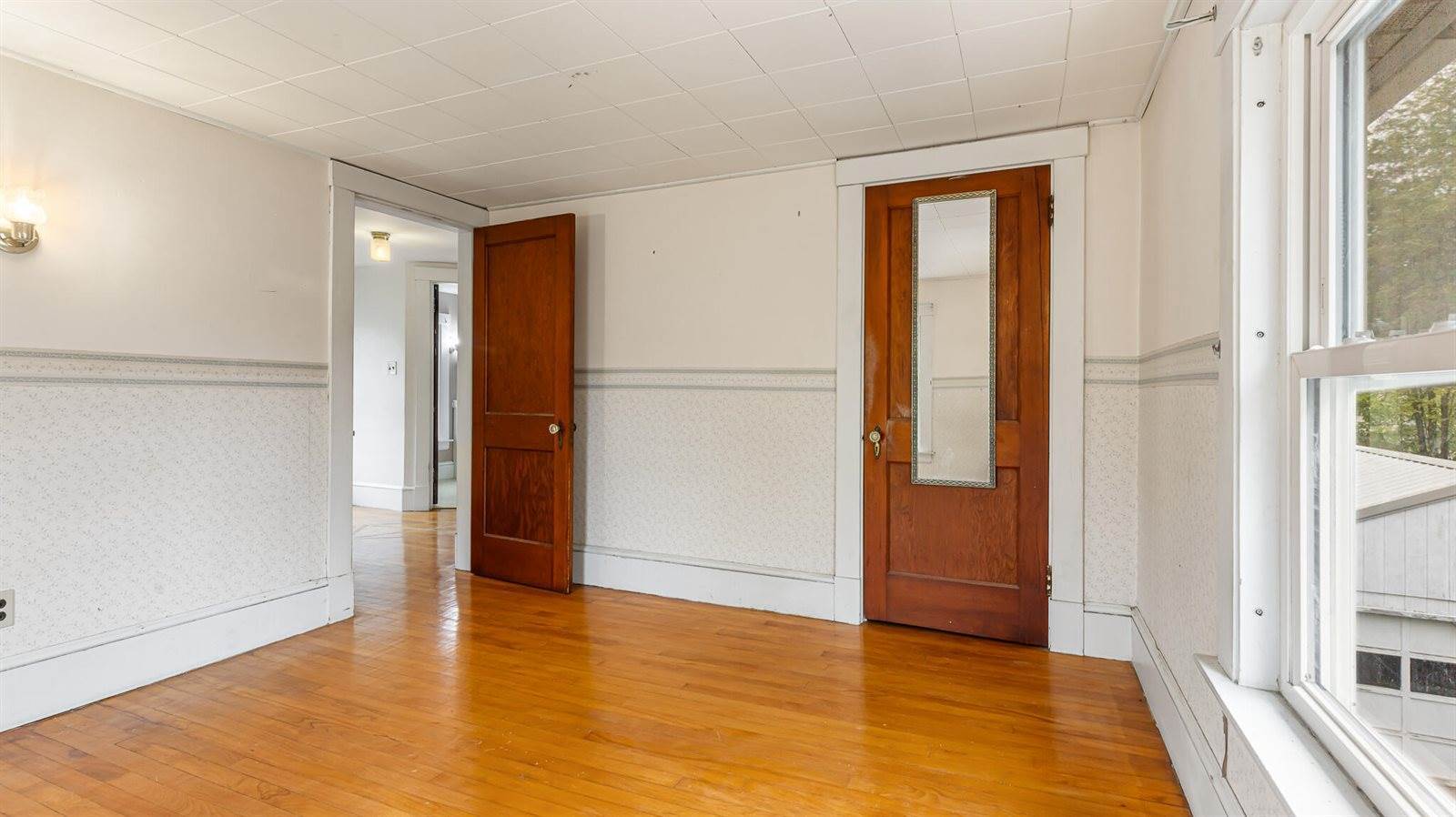 797 Union Street, Bangor, ME 04401