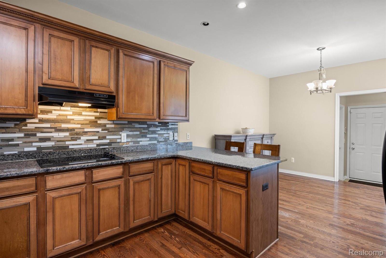 215 Harrington Drive, TroyCity_Oakland, MI 48098