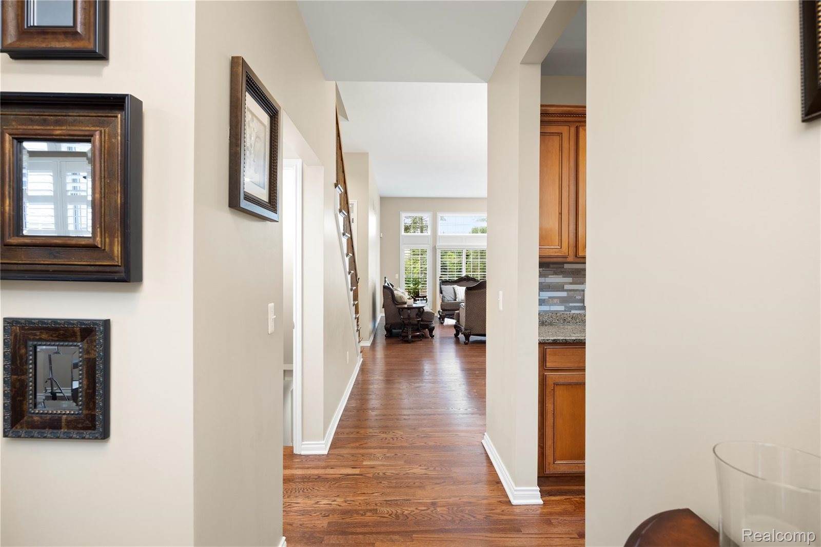 215 Harrington Drive, TroyCity_Oakland, MI 48098