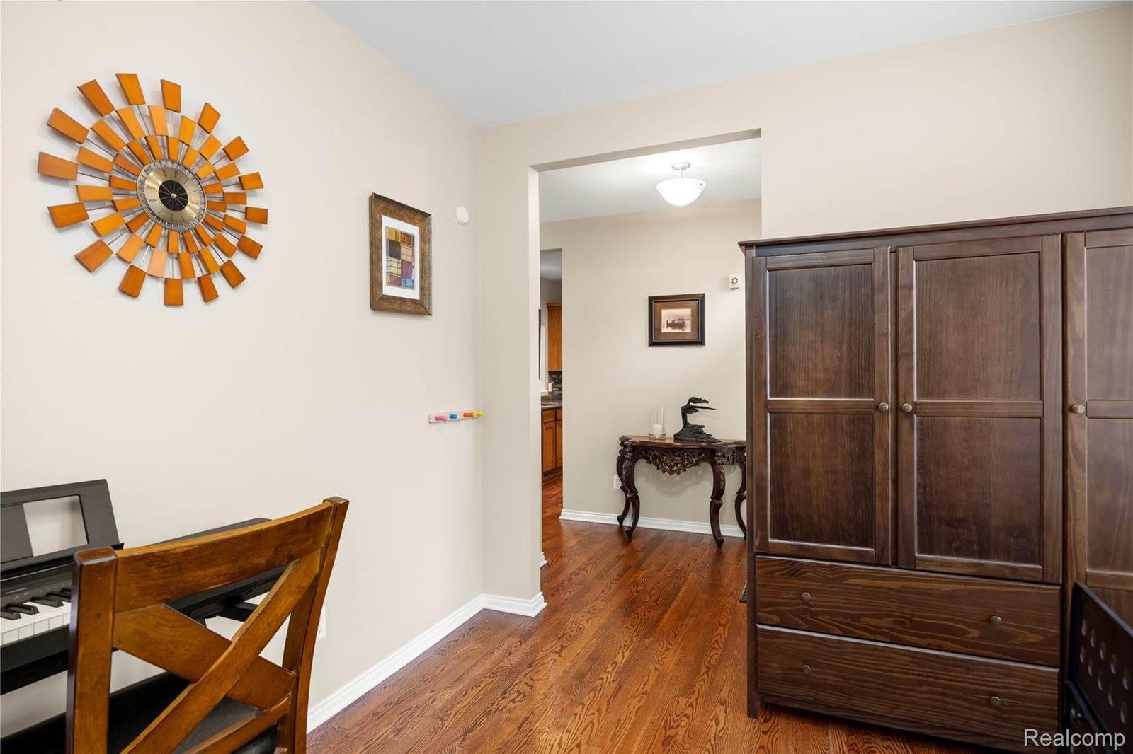 215 Harrington Drive, TroyCity_Oakland, MI 48098