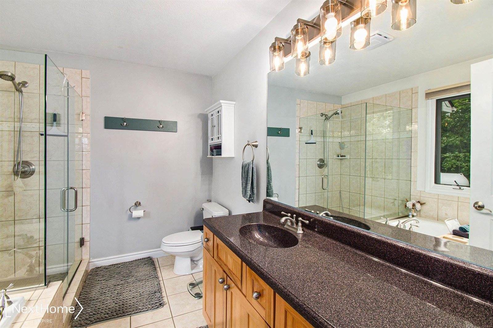 3905 N Latson Road, Howell, MI 48855