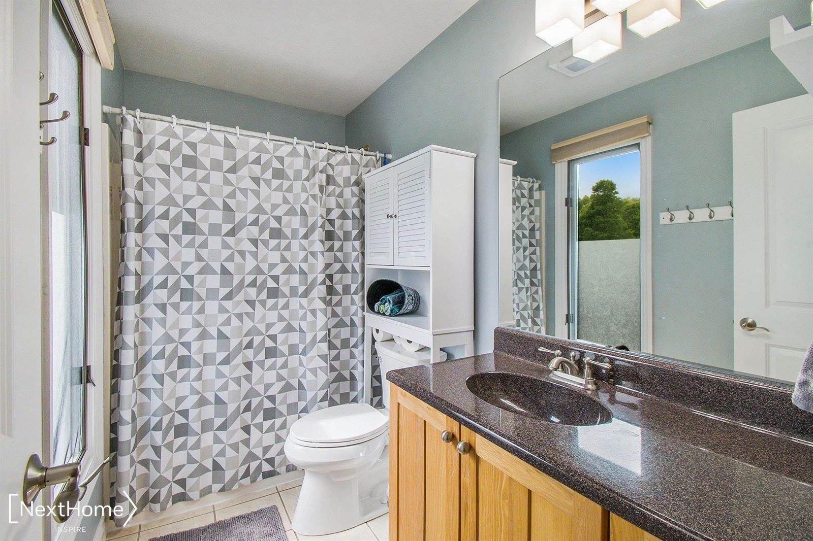 3905 N Latson Road, Howell, MI 48855