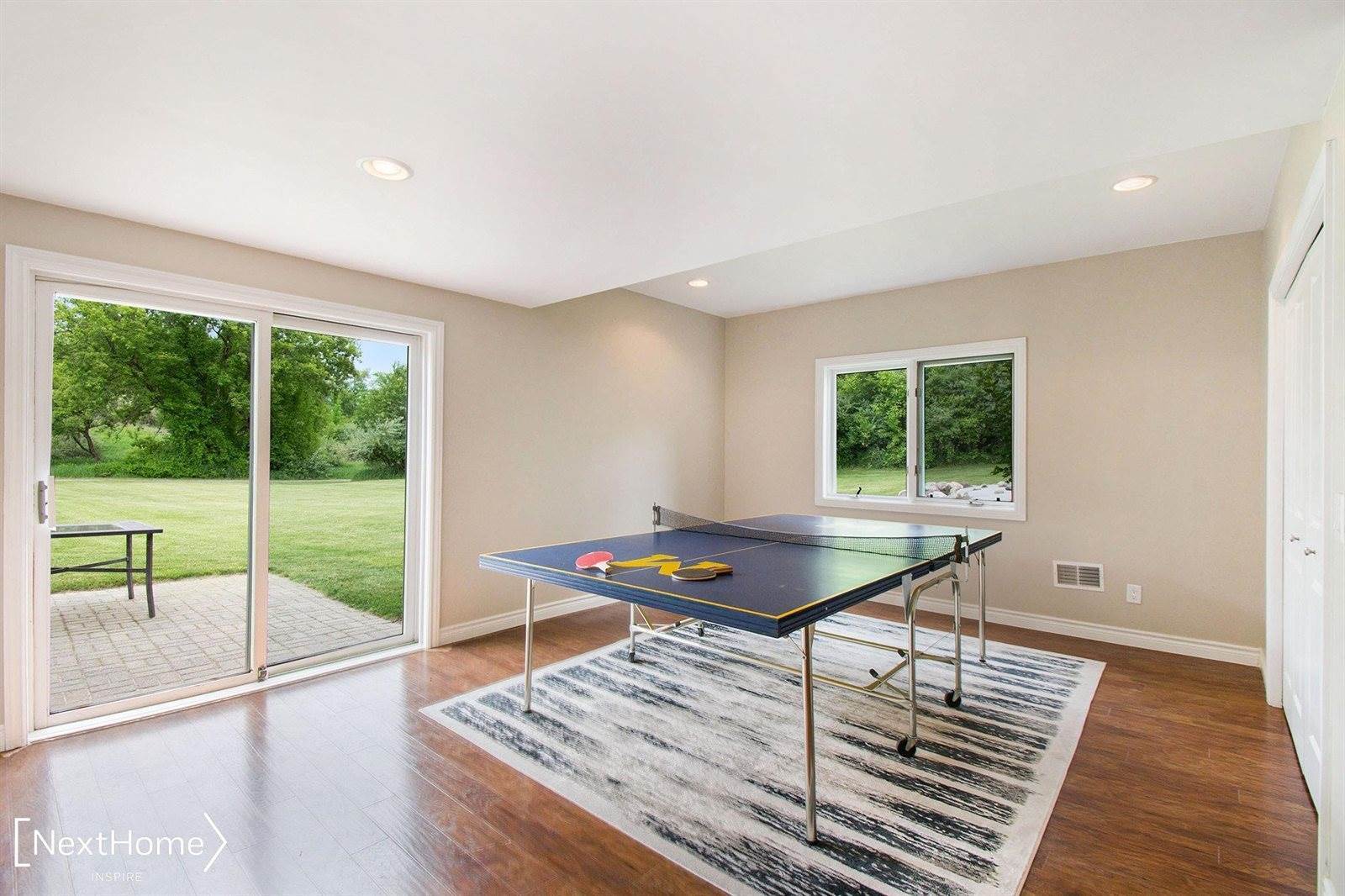 3905 N Latson Road, Howell, MI 48855