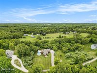 3905 N Latson Road, Howell, MI 48855