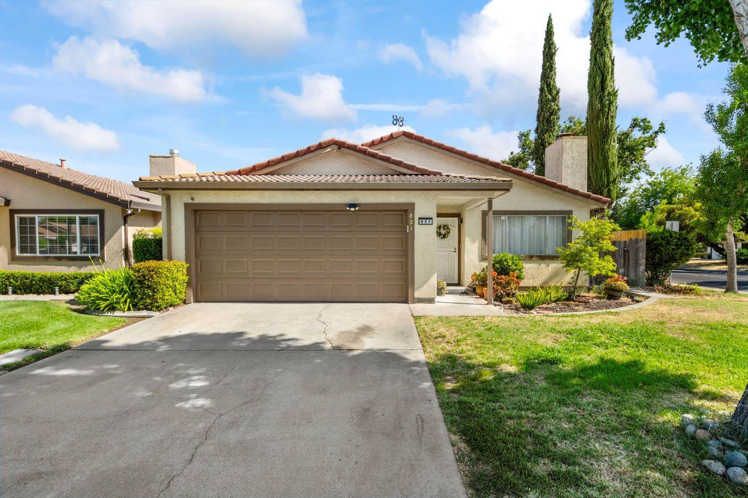821 Grapeleaf Way, Modesto, CA 95356