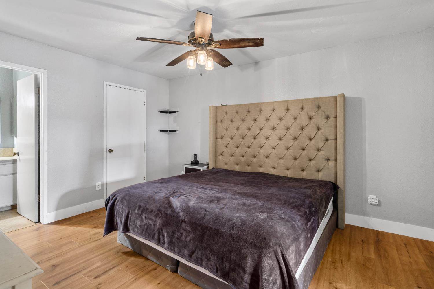 821 Grapeleaf Way, Modesto, CA 95356