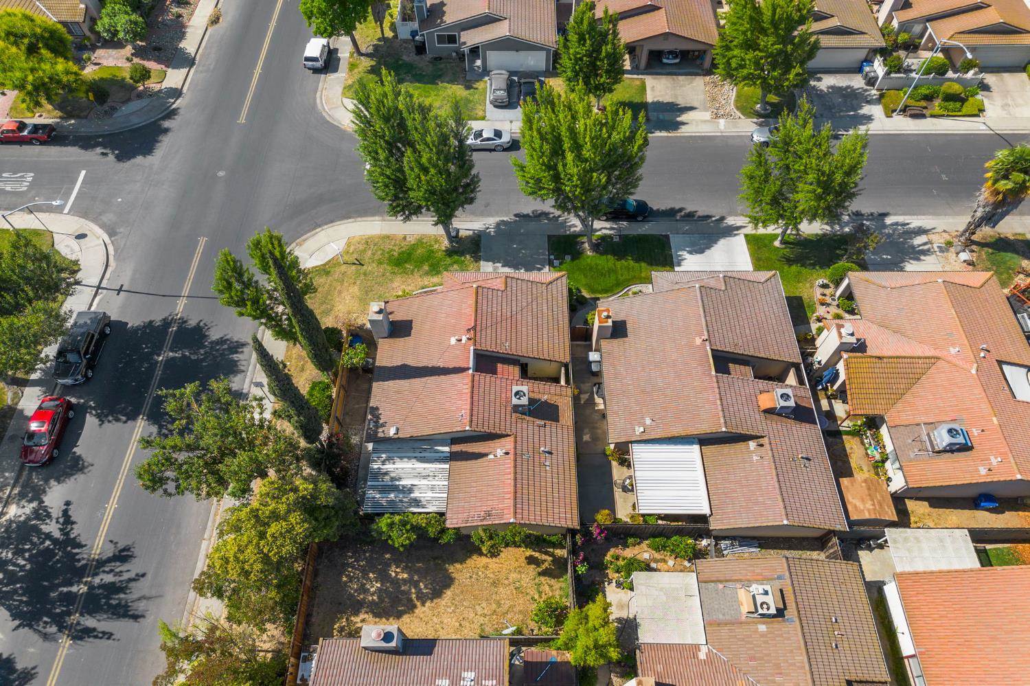 821 Grapeleaf Way, Modesto, CA 95356