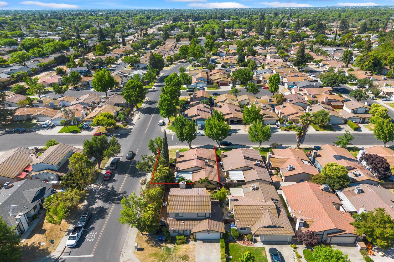 821 Grapeleaf Way, Modesto, CA 95356