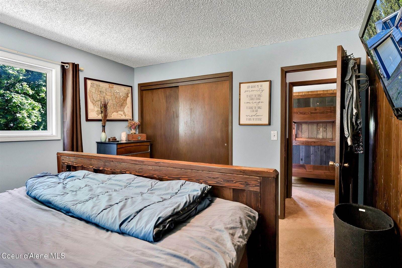 2114 Roosevelt Road, Moyie Springs, ID 83845