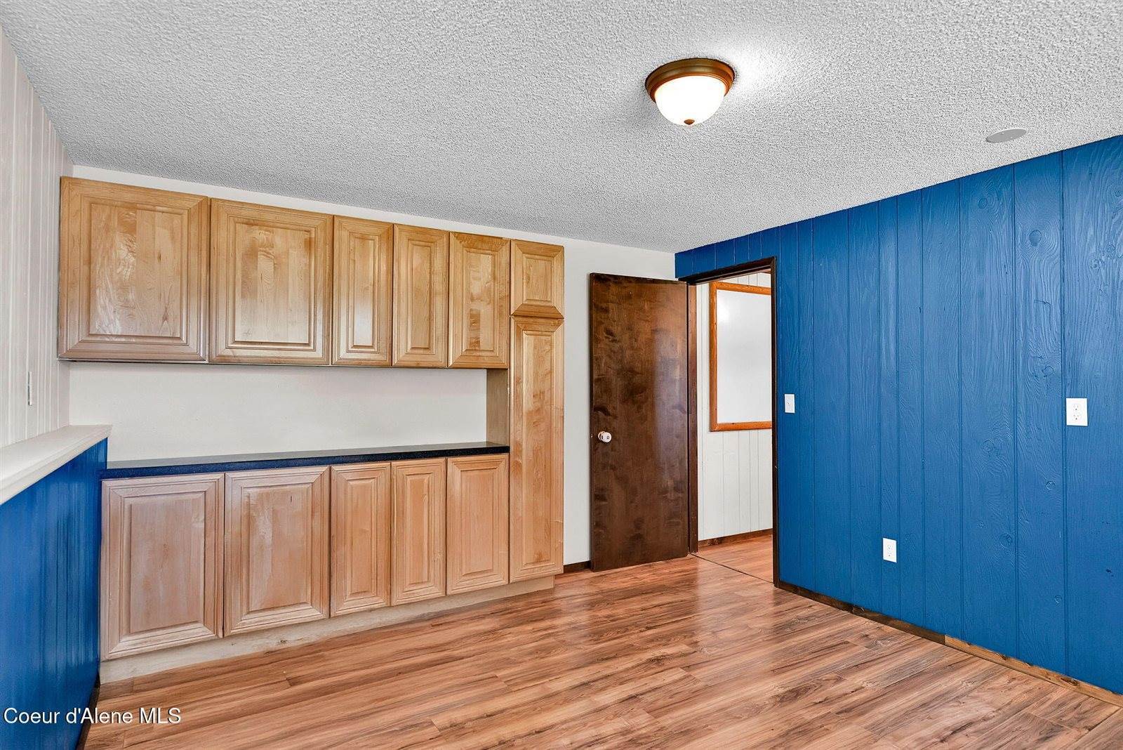 2114 Roosevelt Road, Moyie Springs, ID 83845