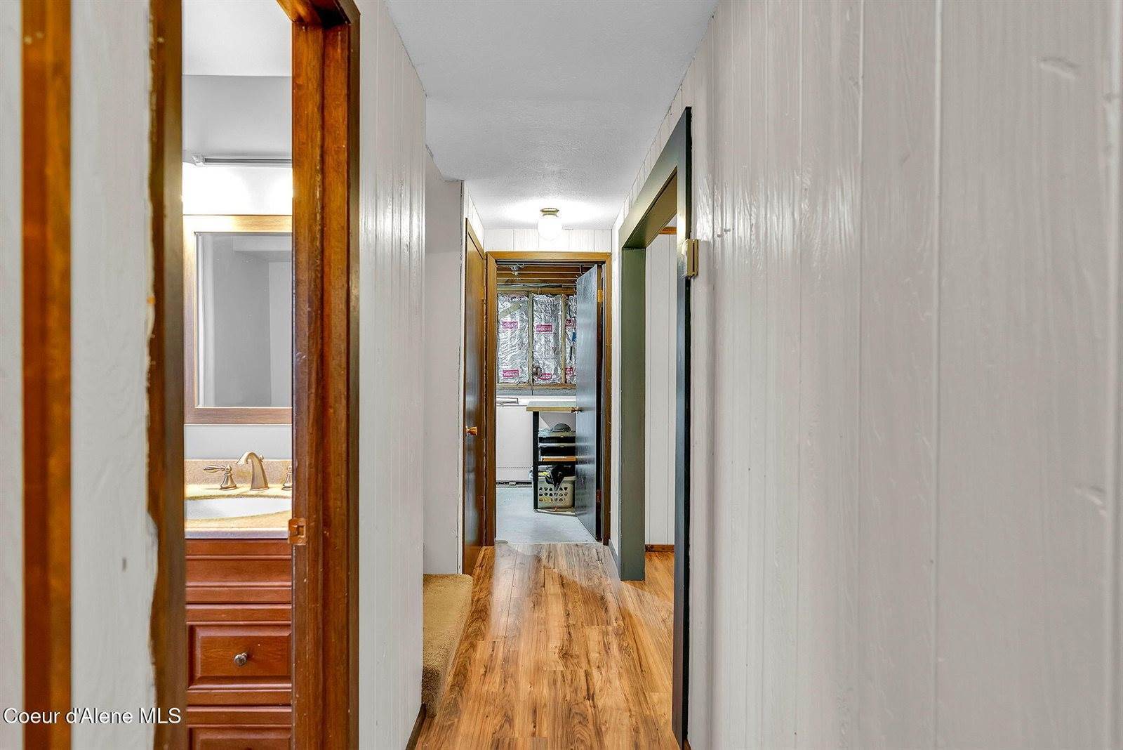 2114 Roosevelt Road, Moyie Springs, ID 83845